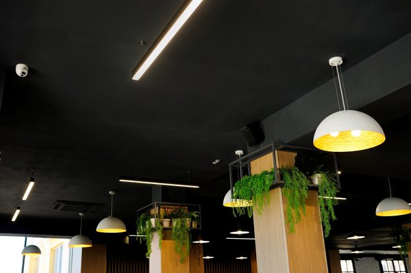 10 lampes de salon tendance pour transformer votre déco intérieure